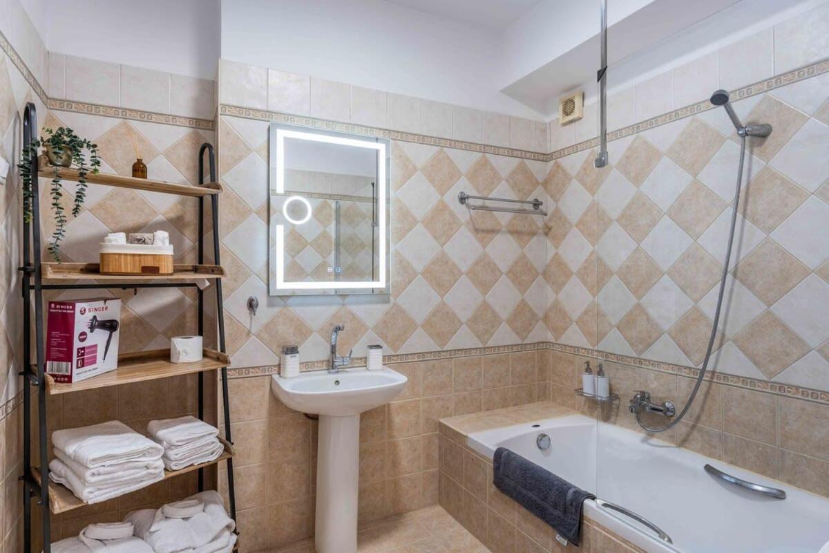Sitia Panoramic Penthouse - Close To Sandy Beach - Private Parking Exteriér fotografie